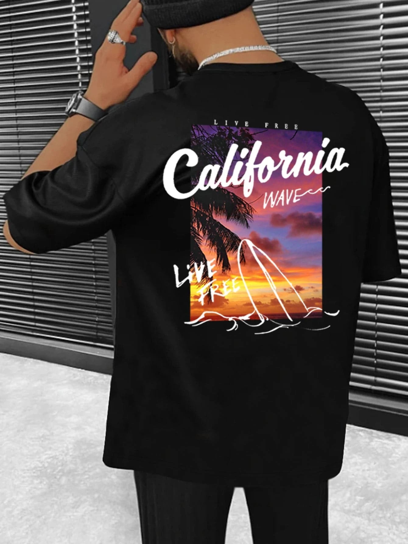 Camiseta Básica Unissex California Wave Live Free