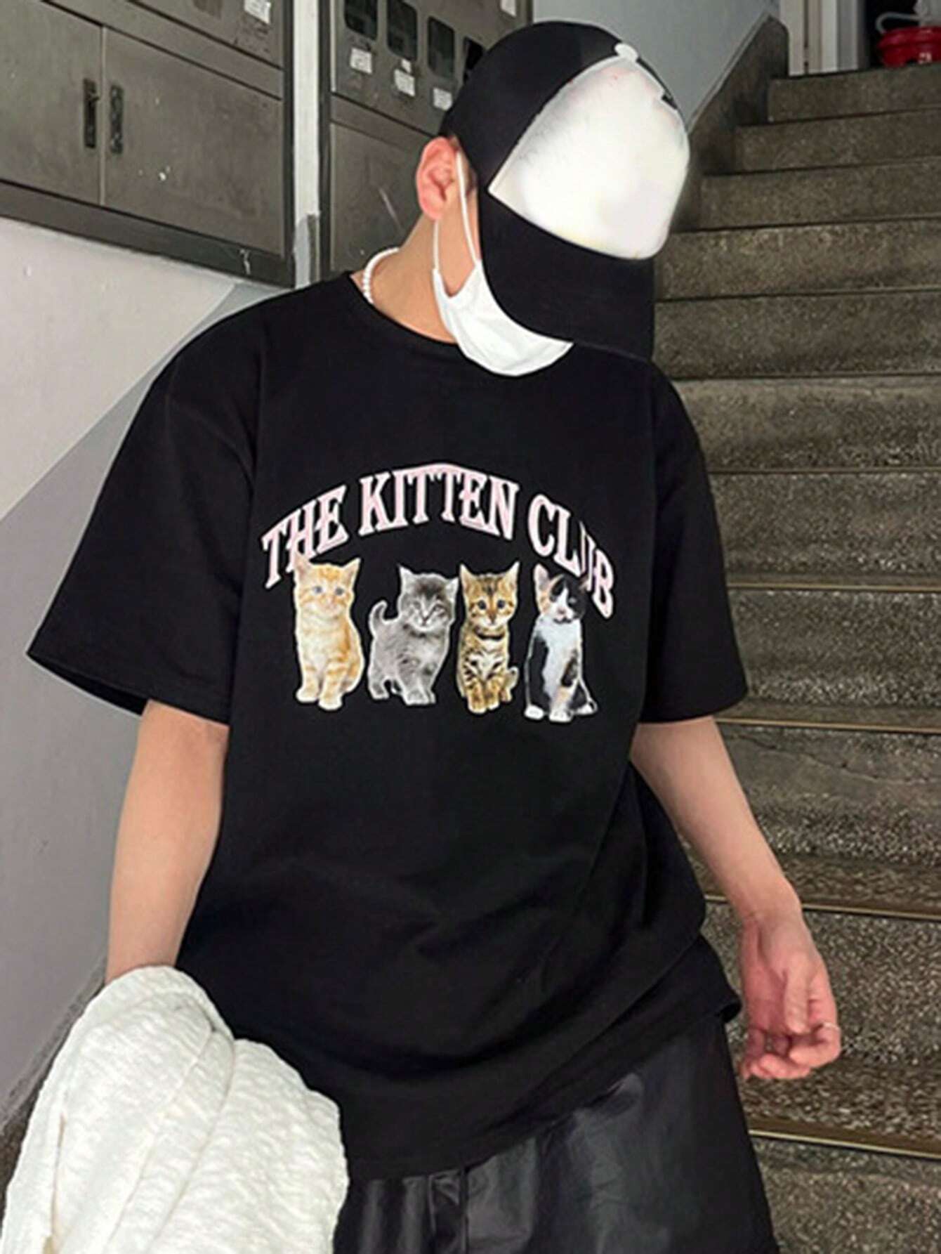 Camiseta Básica Unissex The Kitten Club Cats