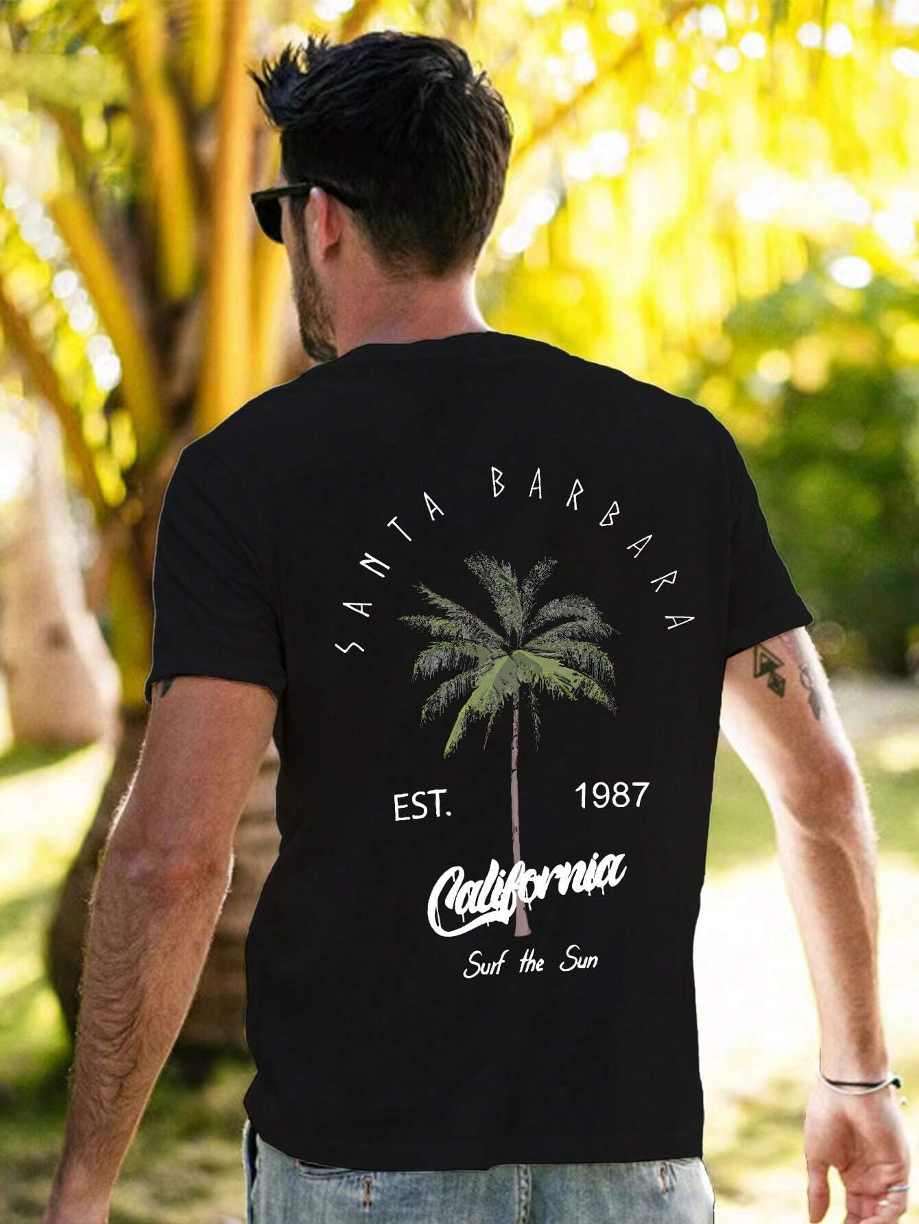 Camiseta Básica Unissex Santa Barbara California Surf the Sun