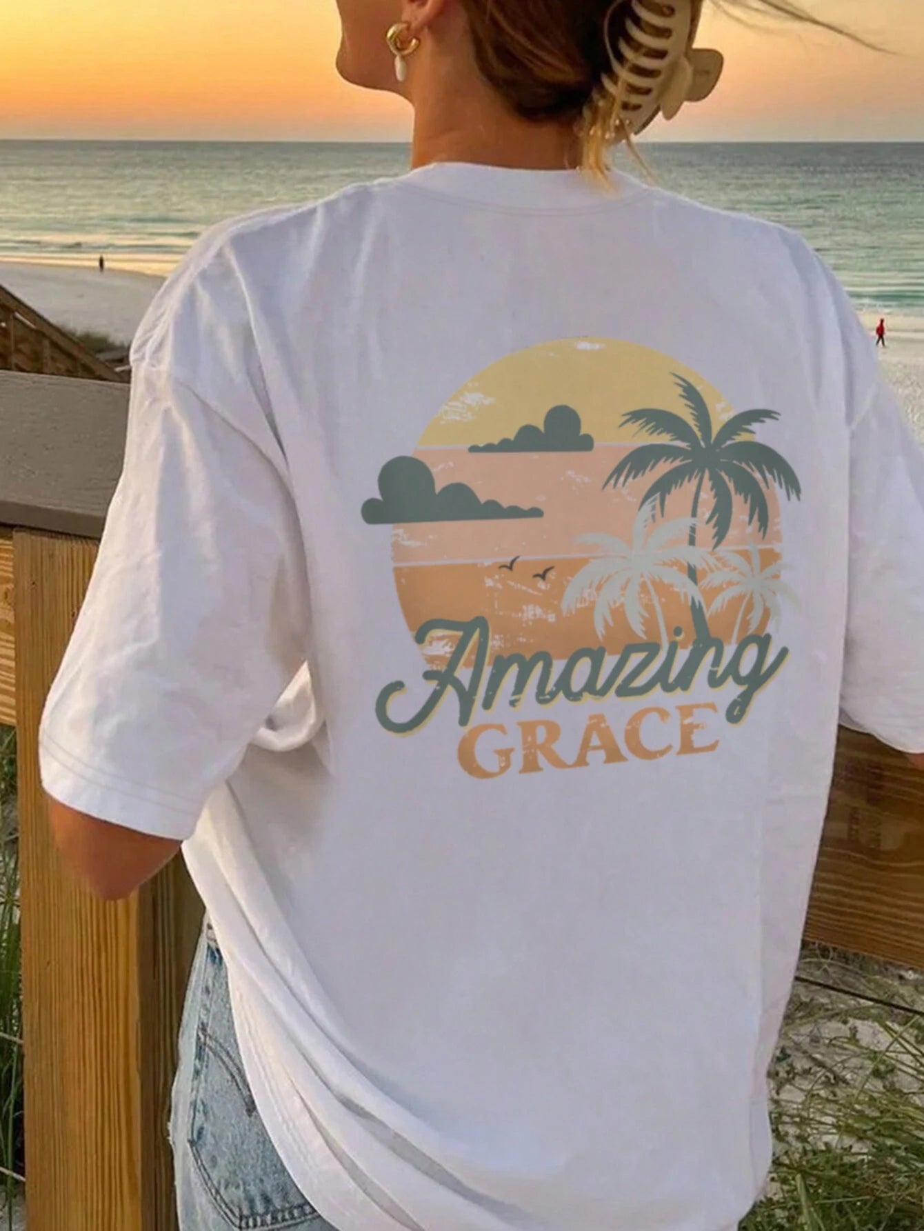Camiseta Básica Feminina Amazing Grace Beach