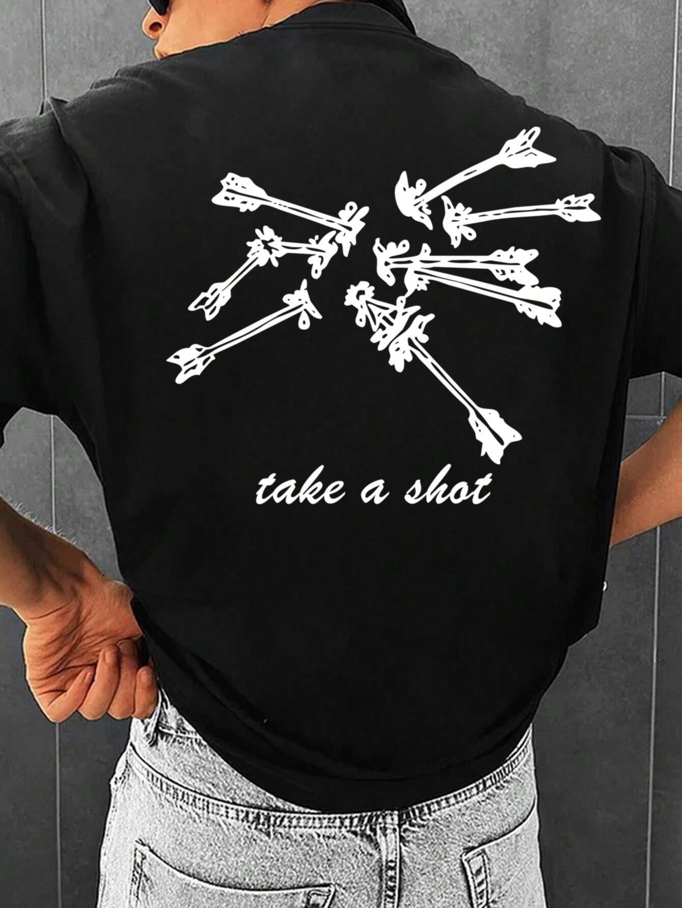 Camiseta Básica Unissex Take A Shot Arrow