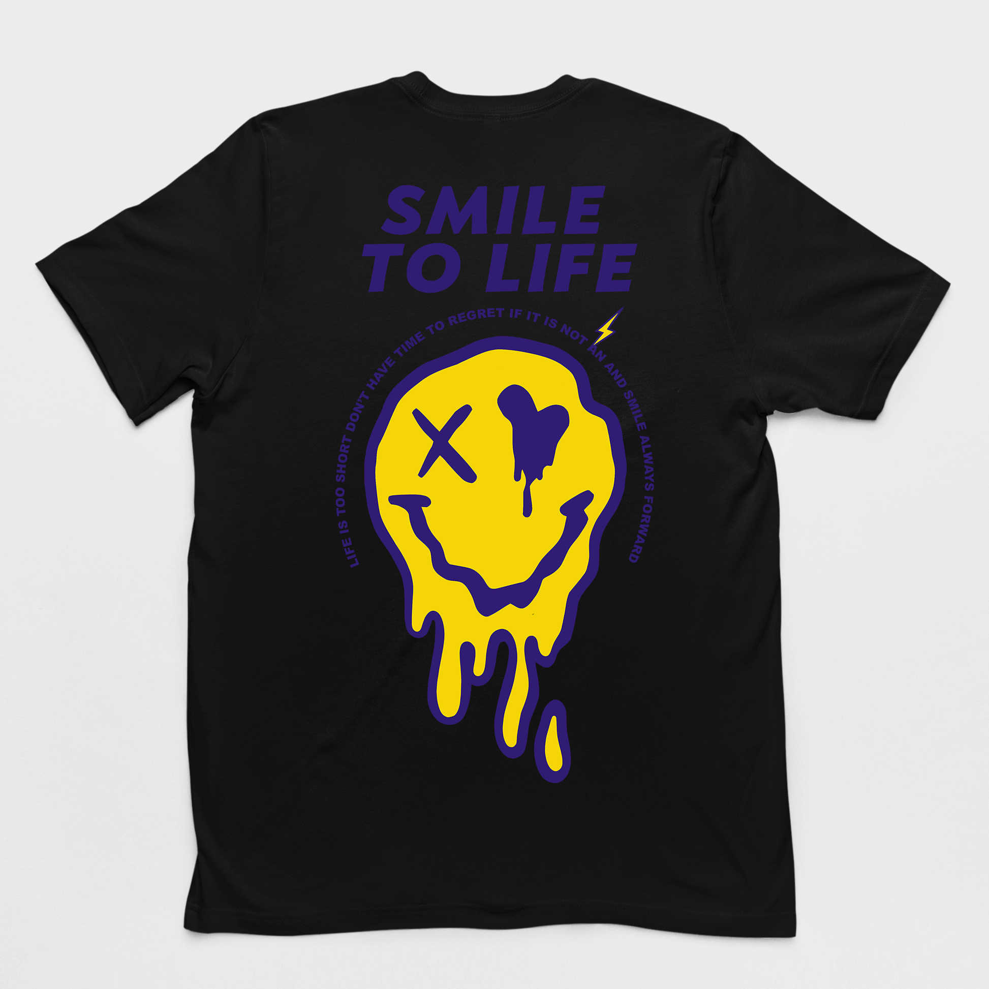 Camiseta masculina preta costas com estampa rosto derretido smile smile to life