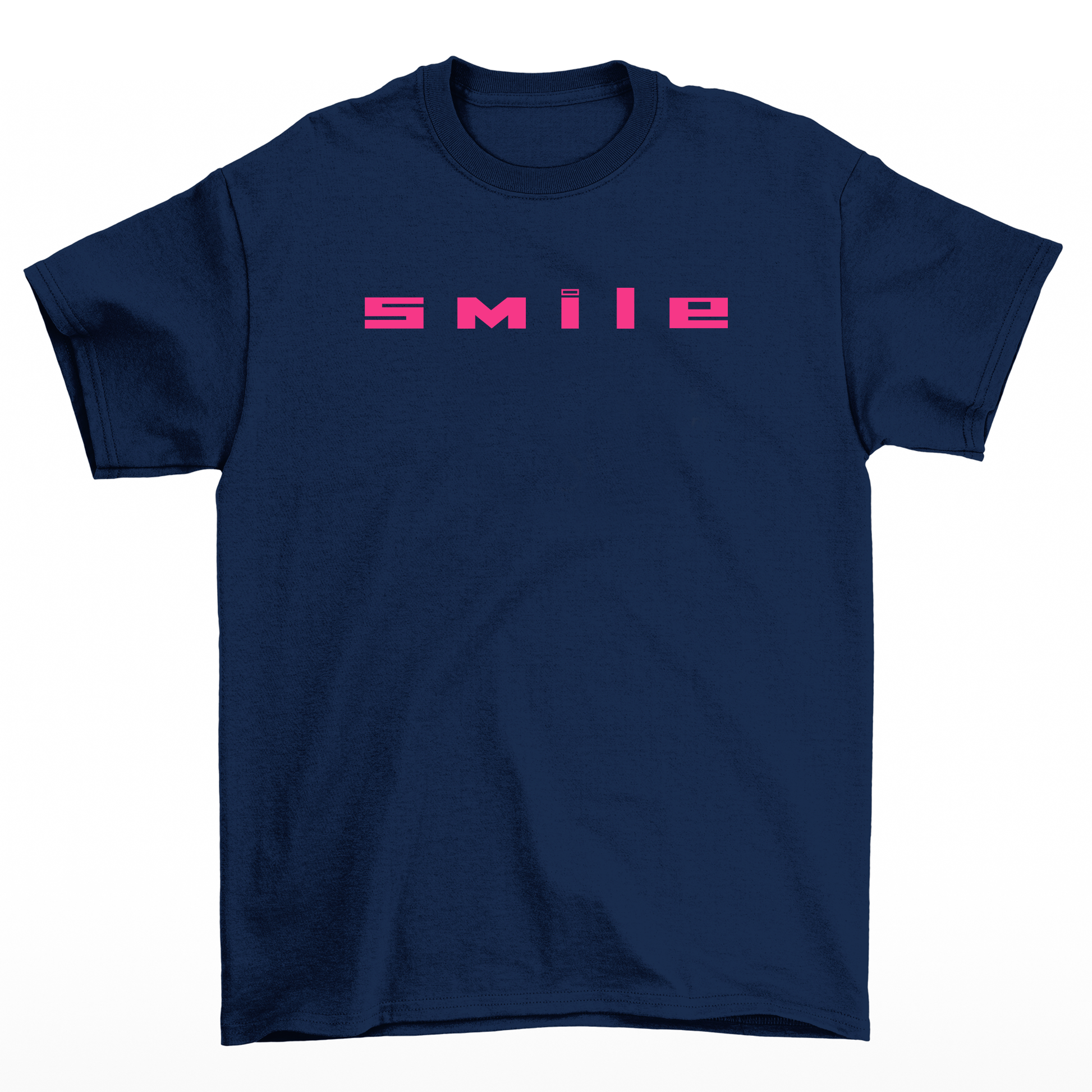 Camiseta streetwear básica azul marinho com uma estampa escrito "smile" na cor rosa pink com fundo branco