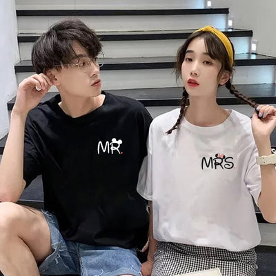 Camiseta Básica Casal Mrs E Mr Minnie E mickey