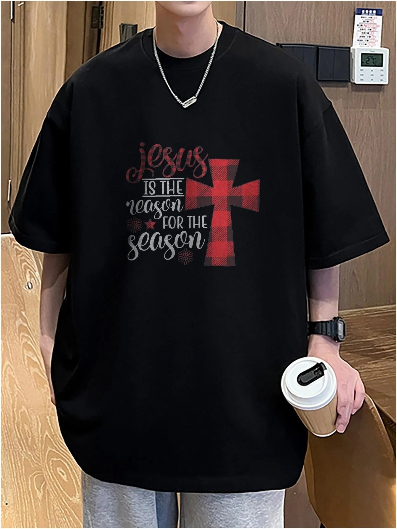 Camiseta Básica Unissex Com Estampa Jesus Cruz Natalina