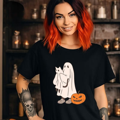 Camiseta Básica Com Estampa Fantasma Gatinho e Abobora