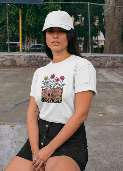 Camiseta Feminina Fita Vintage Flores Aesthetic