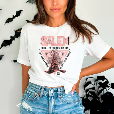 Camiseta Básica Halloween Salem Local Witches Union