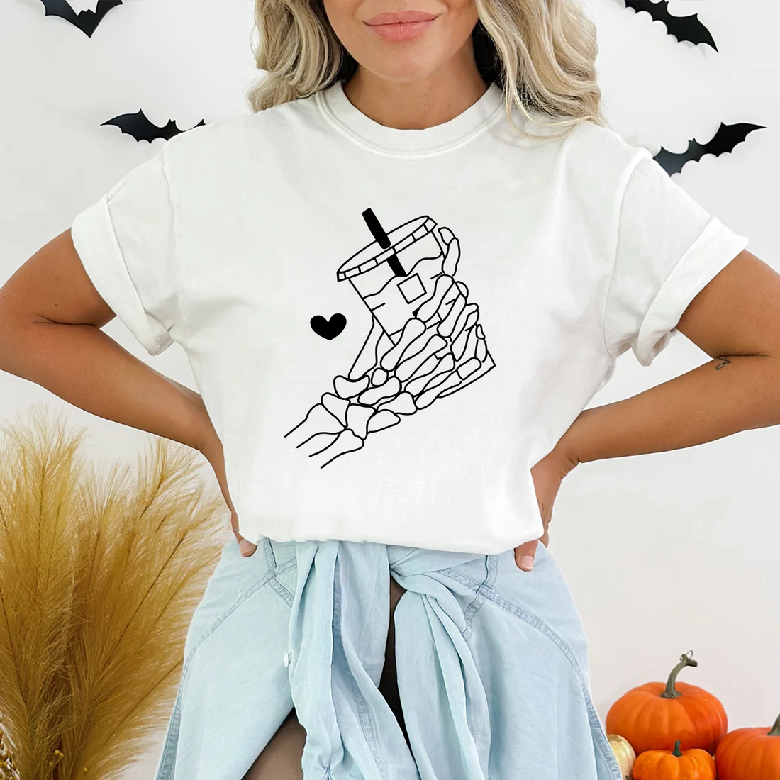 Camiseta Básica Halloween Skeleton Iced Coffee