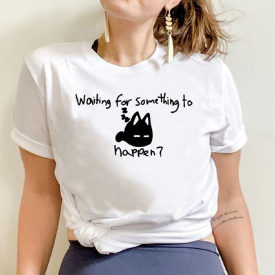 Camiseta Básica Wait Something to Happen