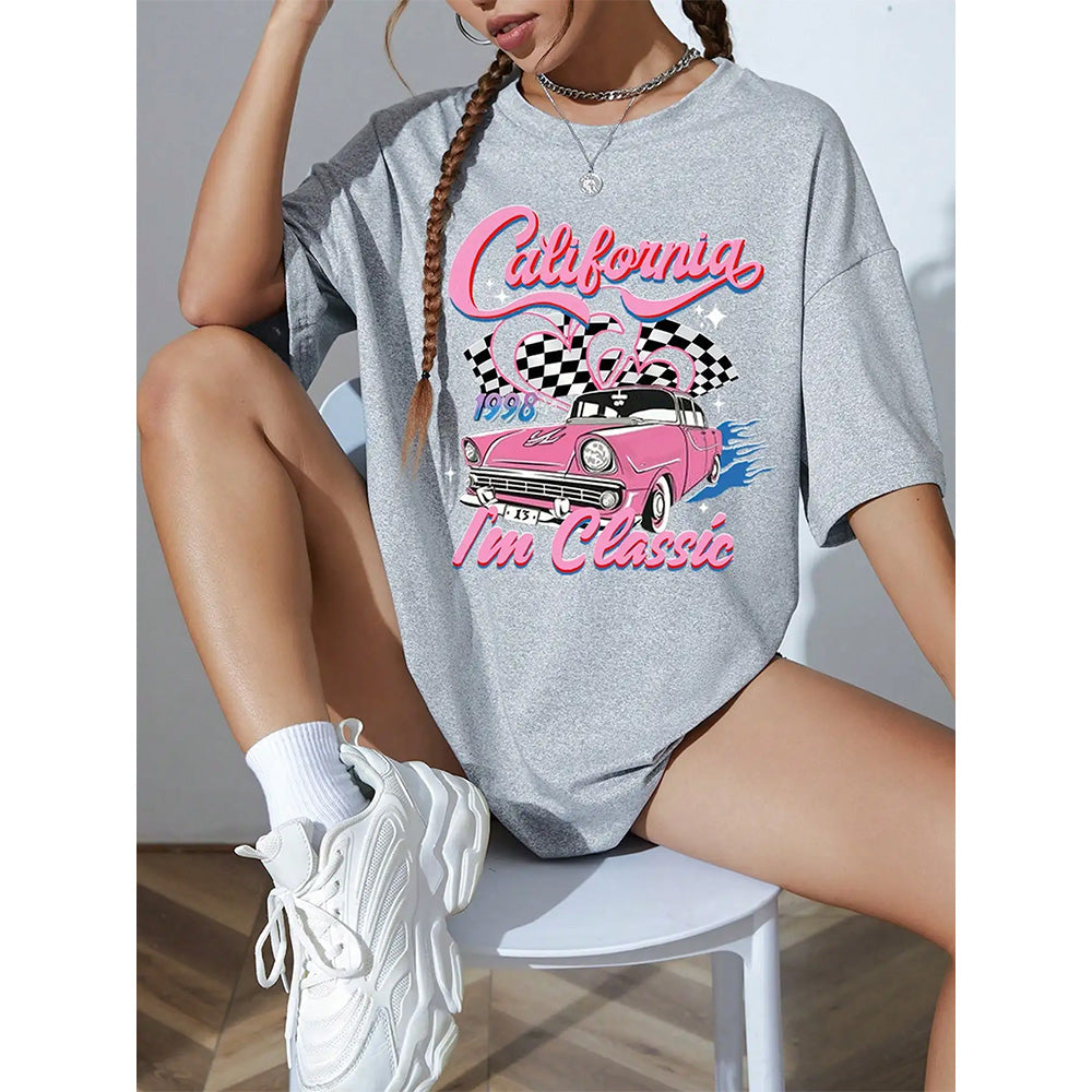 Camiseta Básica Feminina com Estampa Carro Rosa  Classico