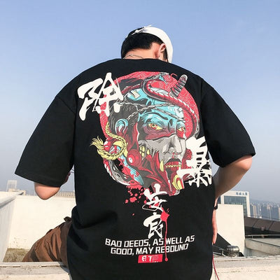 Camiseta Básica Com Estampa Cobra Samurai 