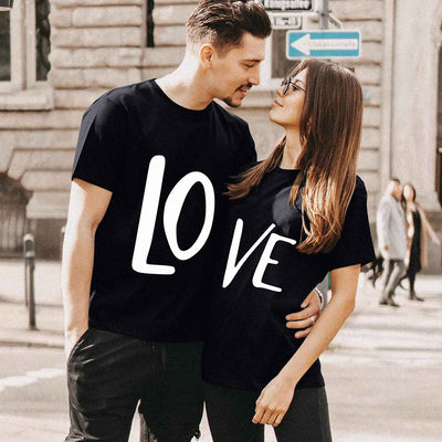 Camiseta Casal Com Estampa Love